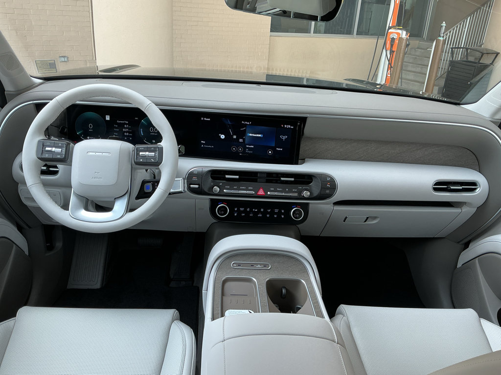 New 2026 Hyundai Palisade SEL Premium w/ Tow & Go Package AWD/4WD image 17