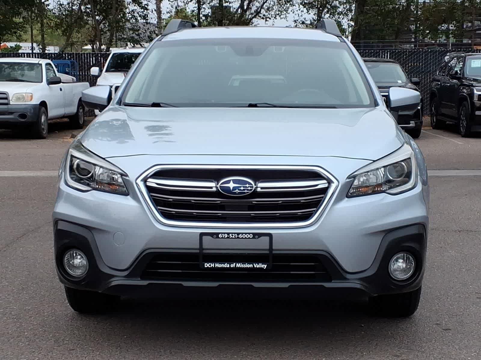 Used 2019 Subaru Outback 2.5i Premium AWD/4WD image 2