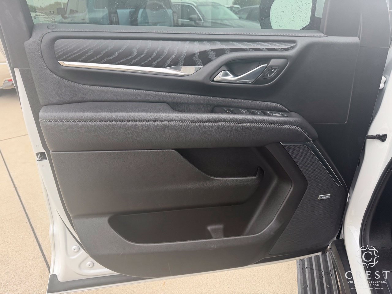 Used 2023 GMC Yukon Denali w/ Denali Reserve Package RWD image 10
