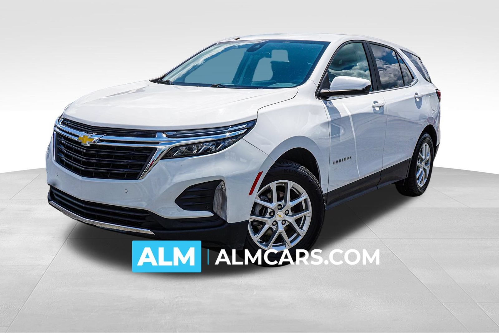 Used 2024 Chevrolet Equinox LT FWD image 1