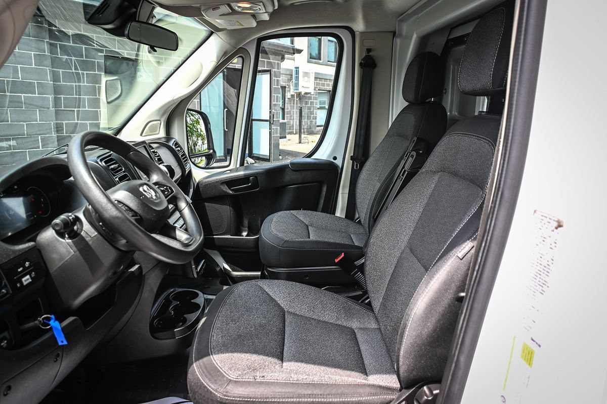 Used 2022 RAM ProMaster 3500 w/ Convenience Group FWD image 10