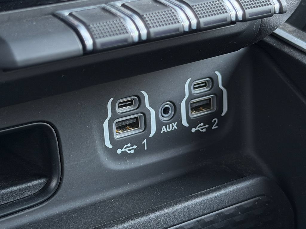 Used 2023 RAM 1500 Big Horn AWD/4WD image 14