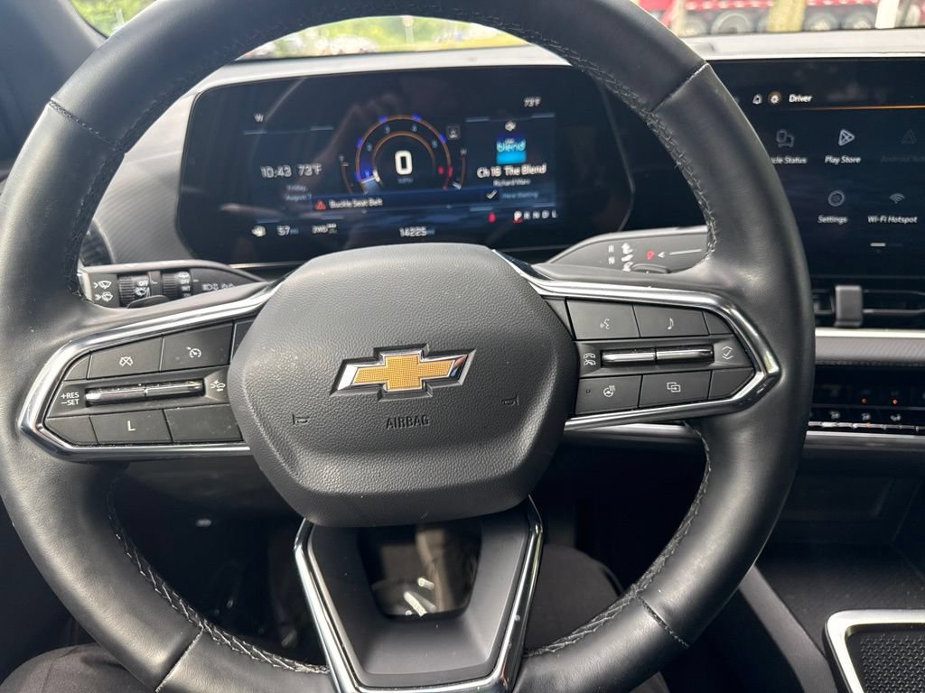 Used 2025 Chevrolet Equinox LT w/ Safety and Technology Package AWD/4WD image 21