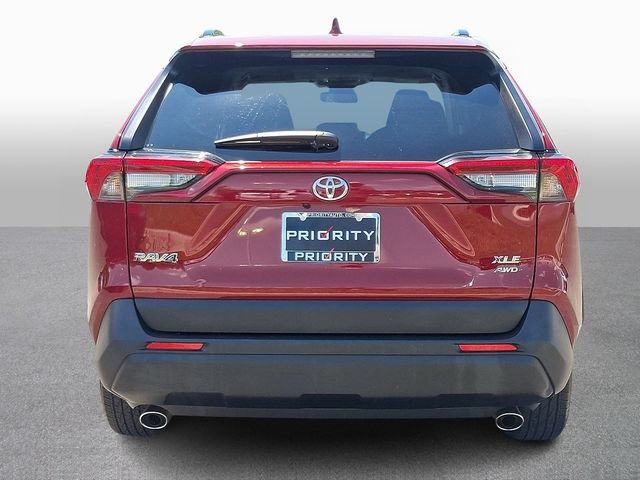 Used 2025 Toyota RAV4 XLE AWD/4WD image 5