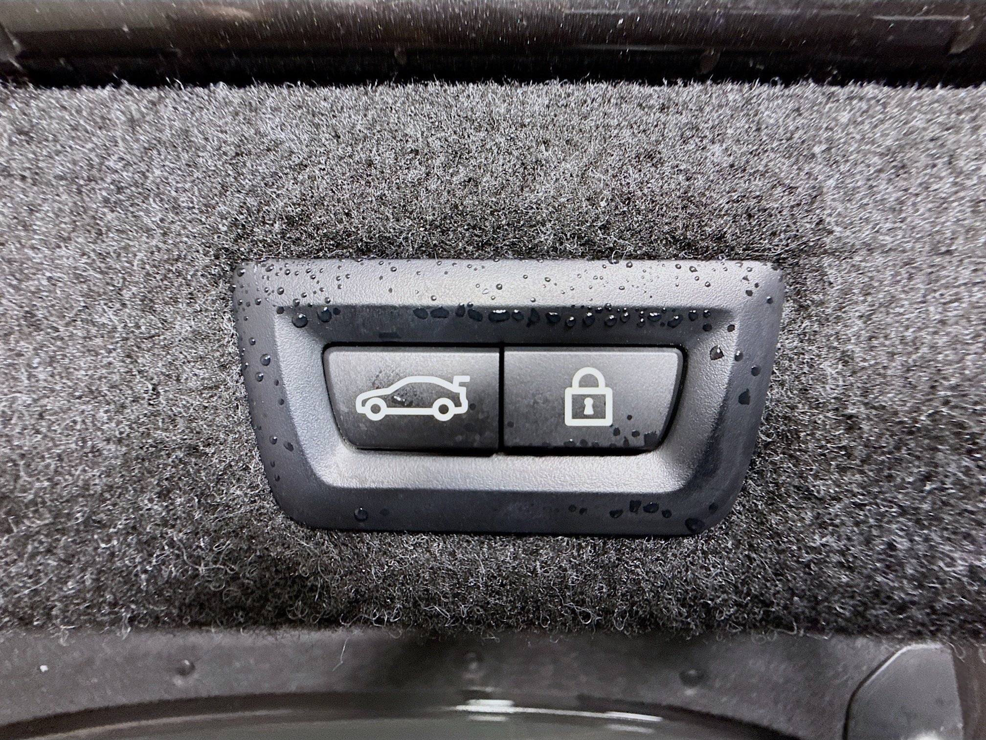 Used 2023 BMW 530e w/ Executive Package RWD image 42