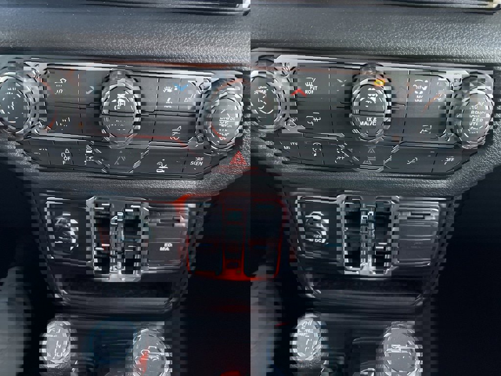 New 2026 Jeep Gladiator Sport image 31