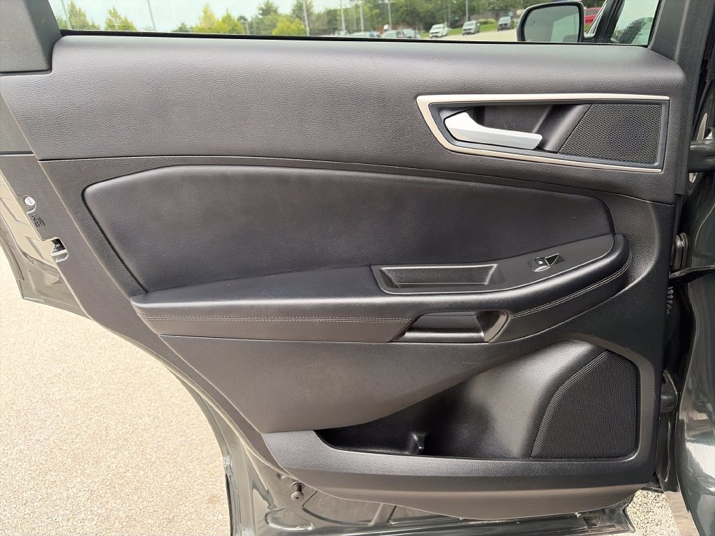Used 2024 Ford Edge SEL w/ Convenience Package AWD/4WD image 24