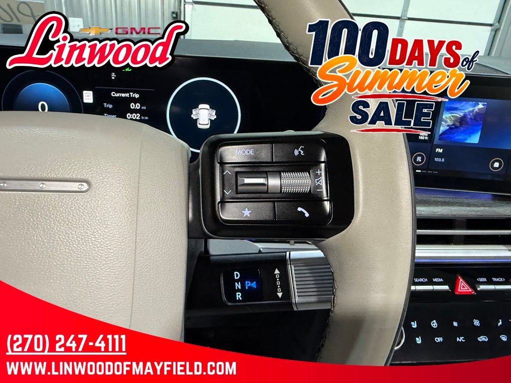 Used 2024 Hyundai Santa Fe Calligraphy FWD image 17