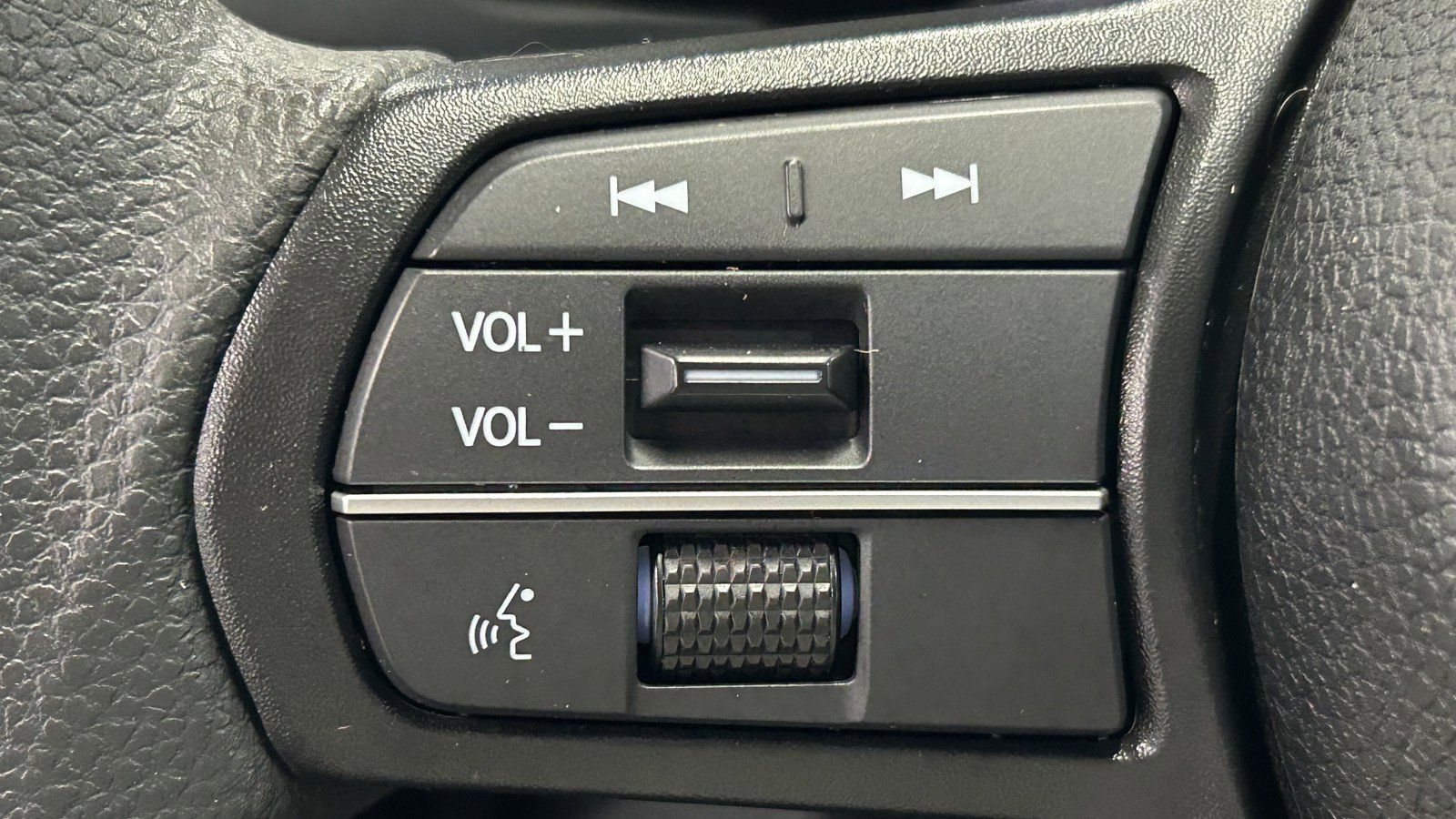 Certified 2025 Honda Accord SE image 20