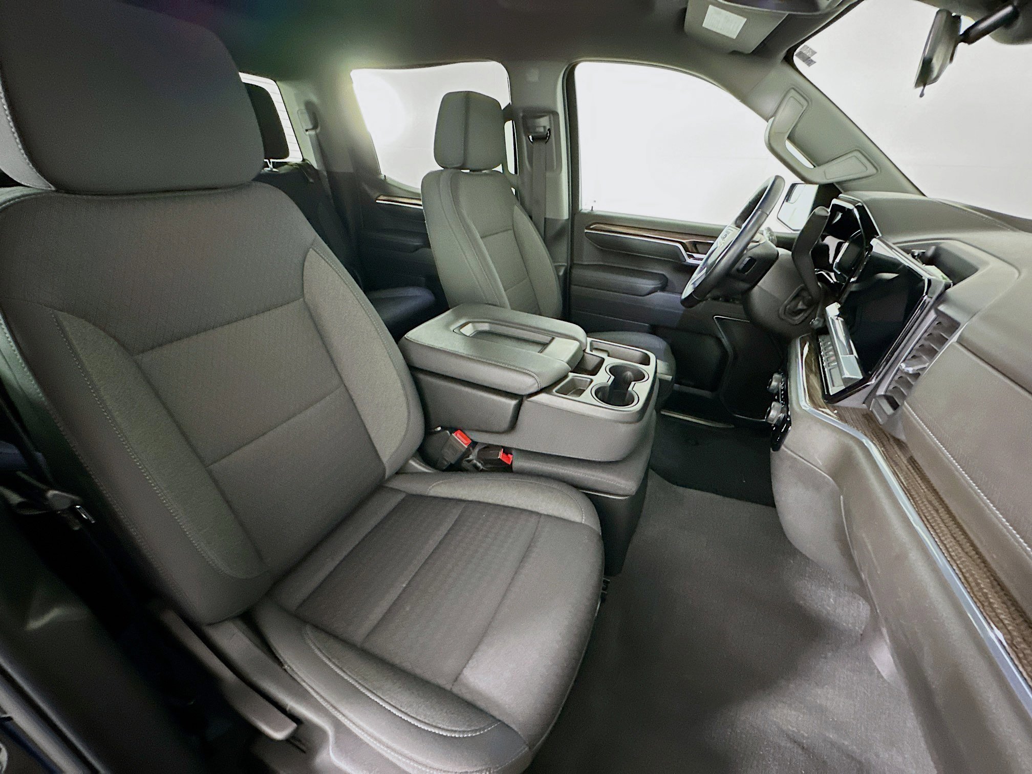 Used 2022 Chevrolet Silverado 1500 LT image 30