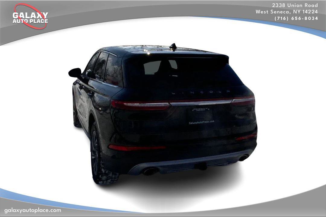 Used 2023 Lincoln Corsair AWD w/ Towing Package image 7