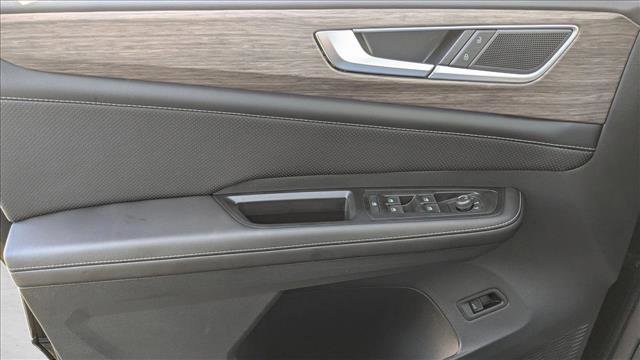 New 2026 Volkswagen Atlas SEL image 10