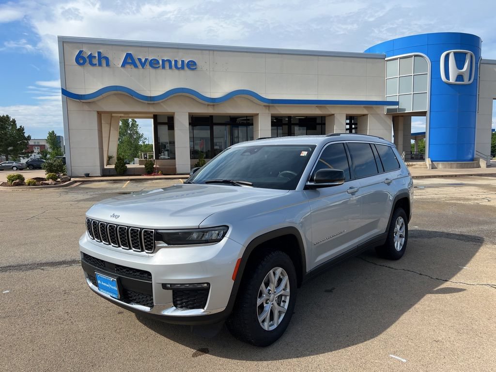 Used 2023 Jeep Grand Cherokee L Limited AWD/4WD image 1