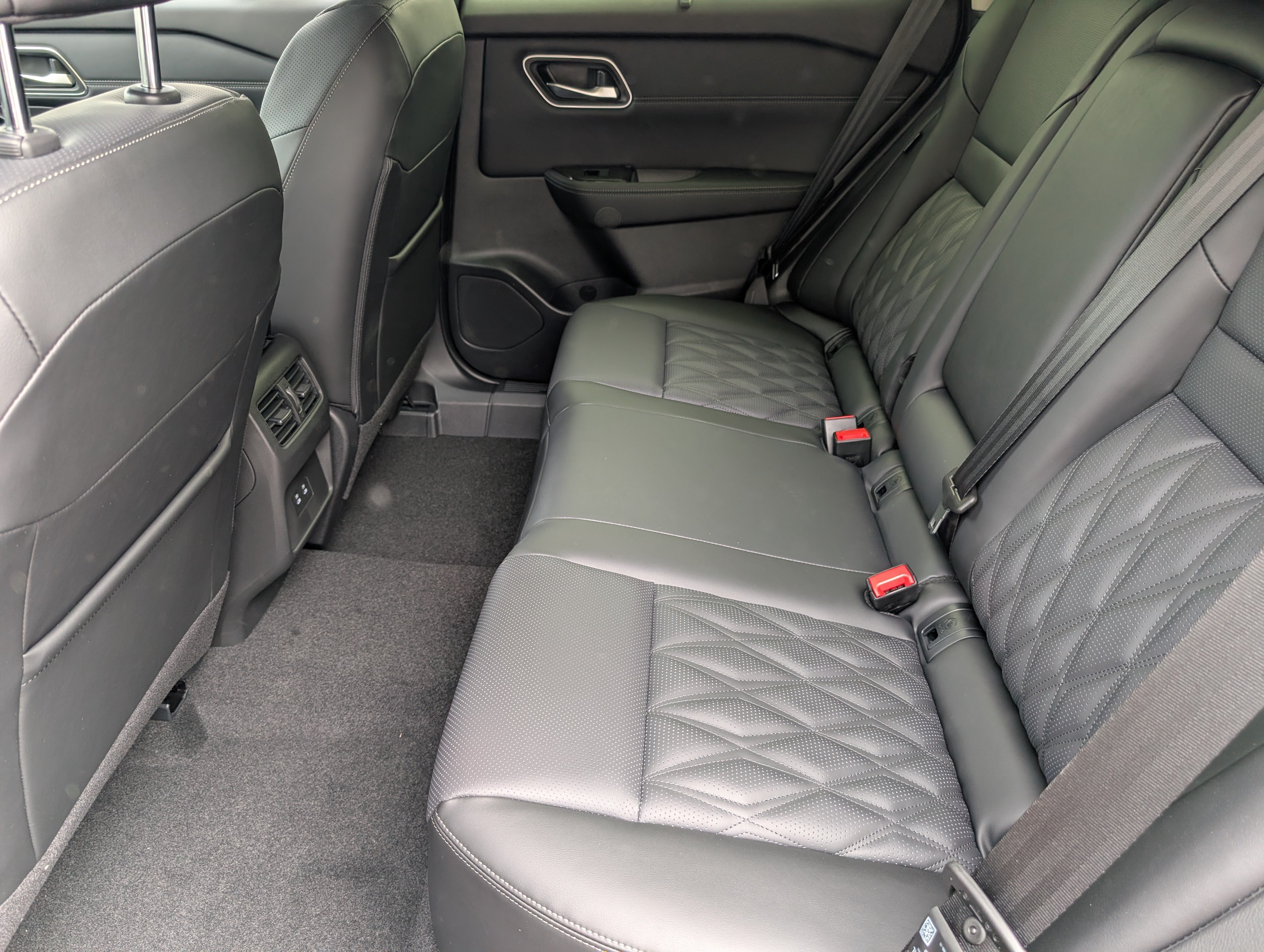 New 2026 Nissan Rogue Platinum AWD/4WD image 25
