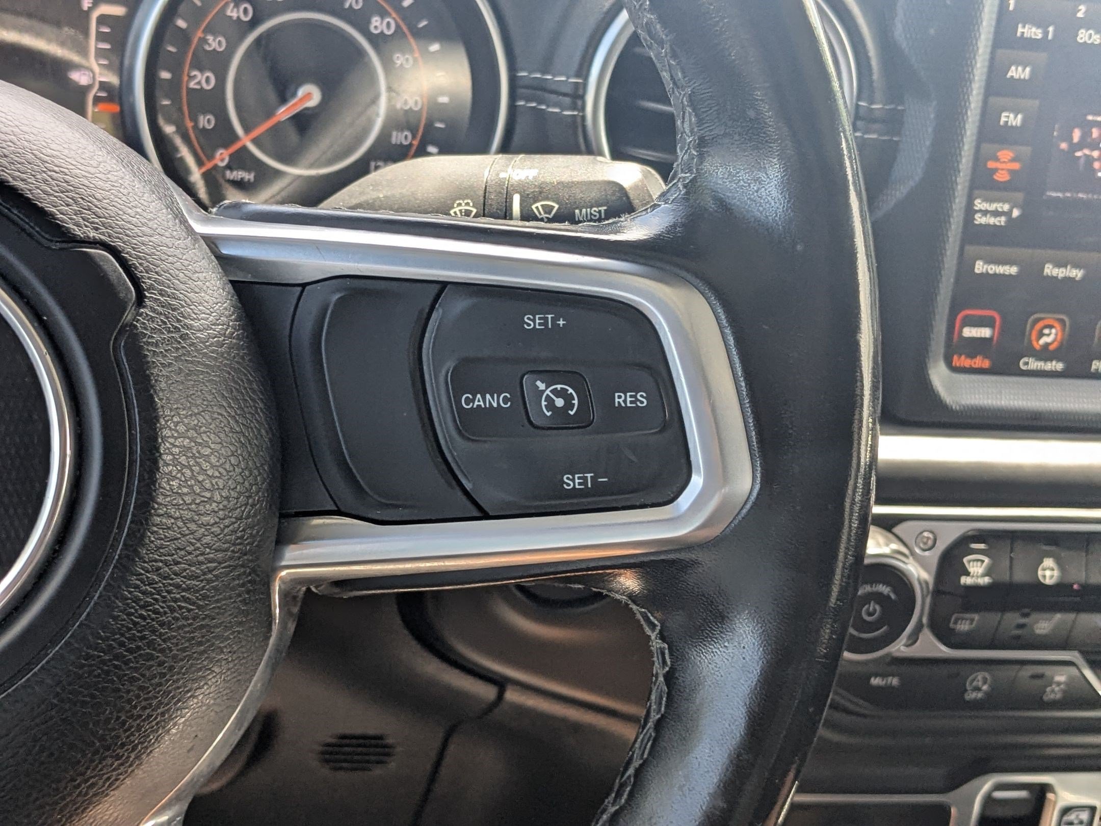 Used 2020 Jeep Gladiator Overland w/ Popular Equipment Package AWD/4WD image 19