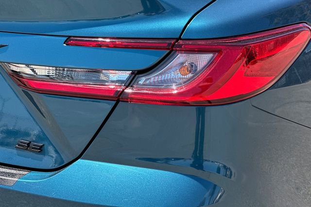 Used 2025 Toyota Camry SE w/ Convenience Package FWD image 31