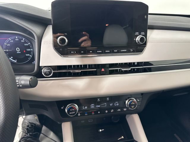 Used 2025 Mitsubishi Outlander 4WD Plug-In Hybrid image 30