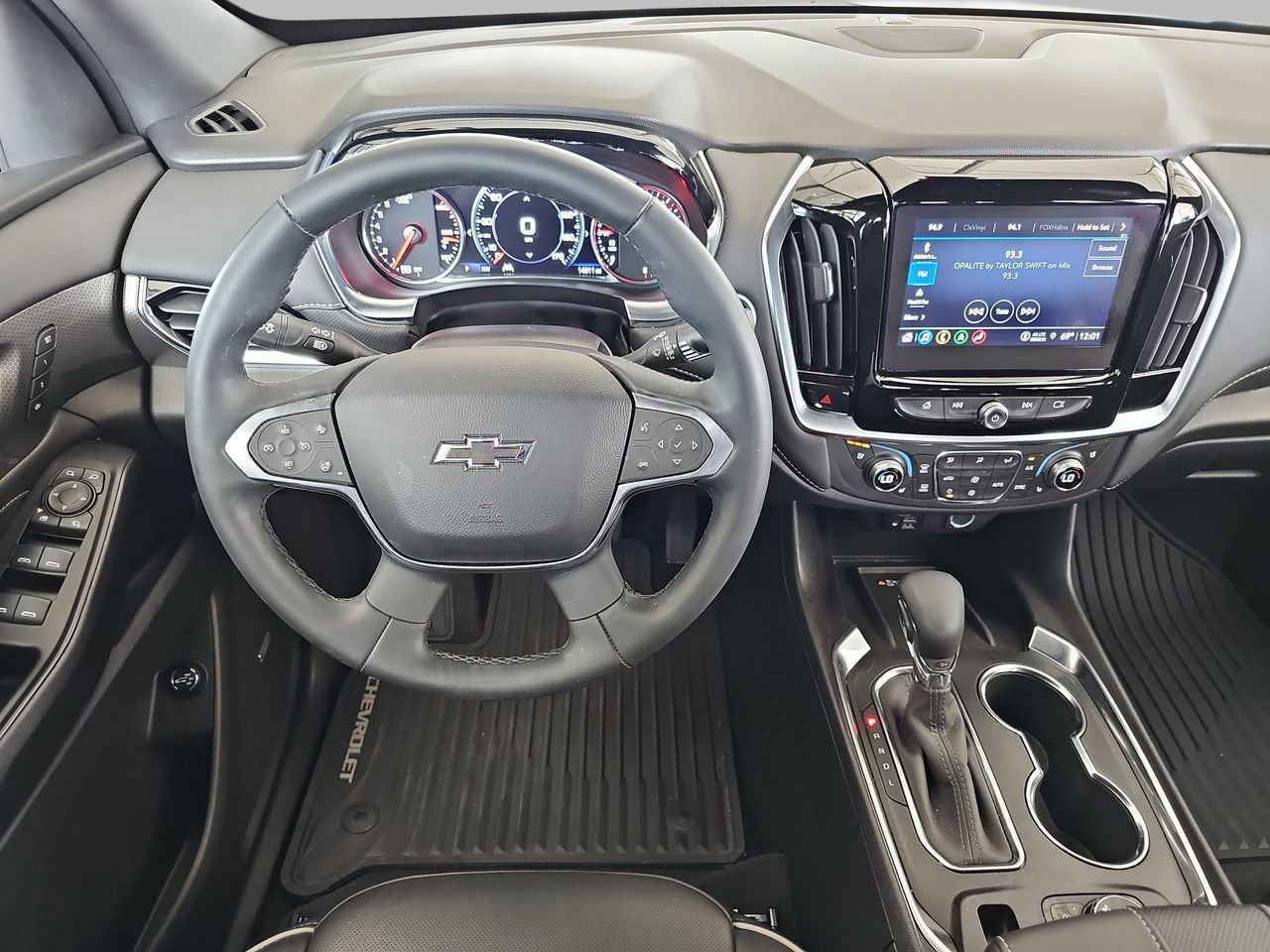 Certified 2023 Chevrolet Traverse Premier w/ Redline Edition image 22