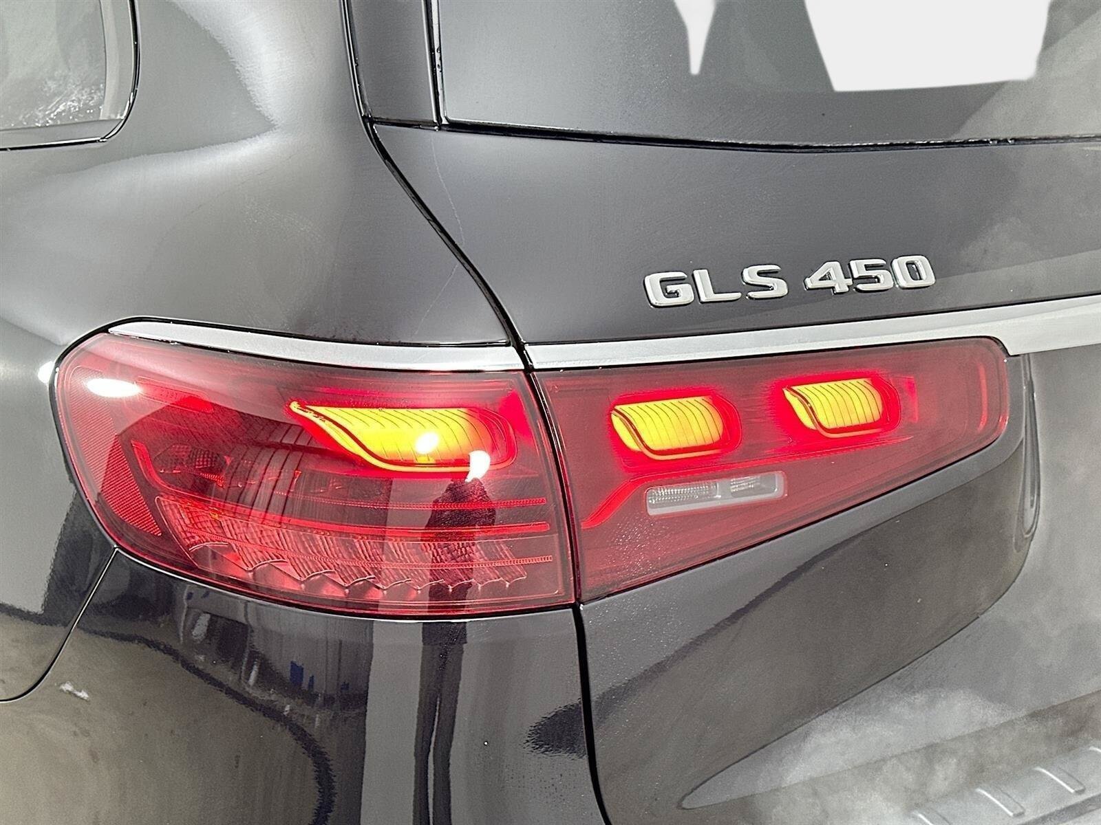 Used 2026 Mercedes-Benz GLS 450 4MATIC image 46