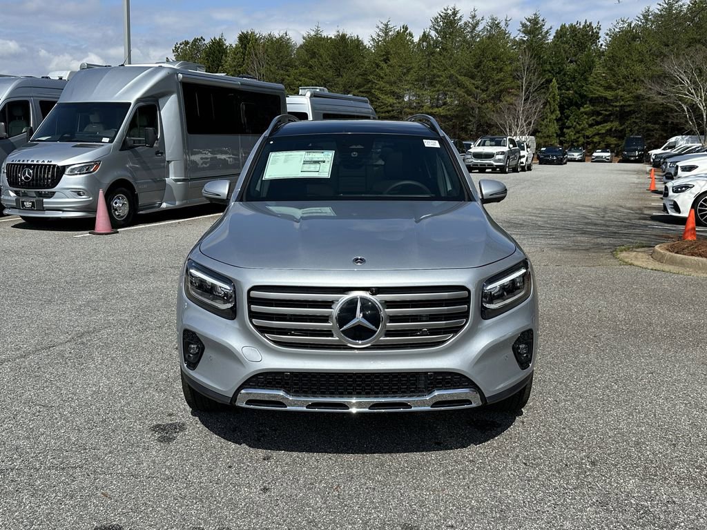 New 2026 Mercedes-Benz GLB 250 4MATIC image 3