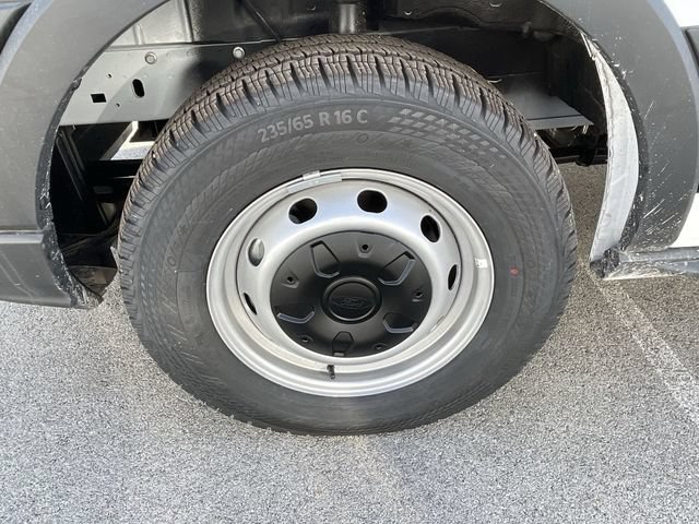 New 2025 Ford Transit 250 Low Roof RWD image 22