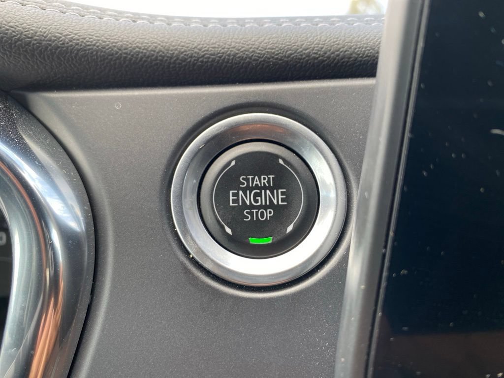 Used 2025 Chevrolet Blazer LT FWD image 15