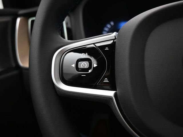 New 2026 Volvo XC60 B5 Plus w/ Protection Package Premier image 26