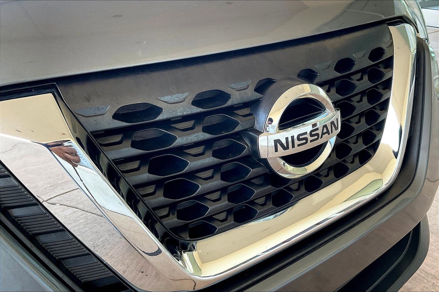 Used 2020 Nissan Kicks SV image 30