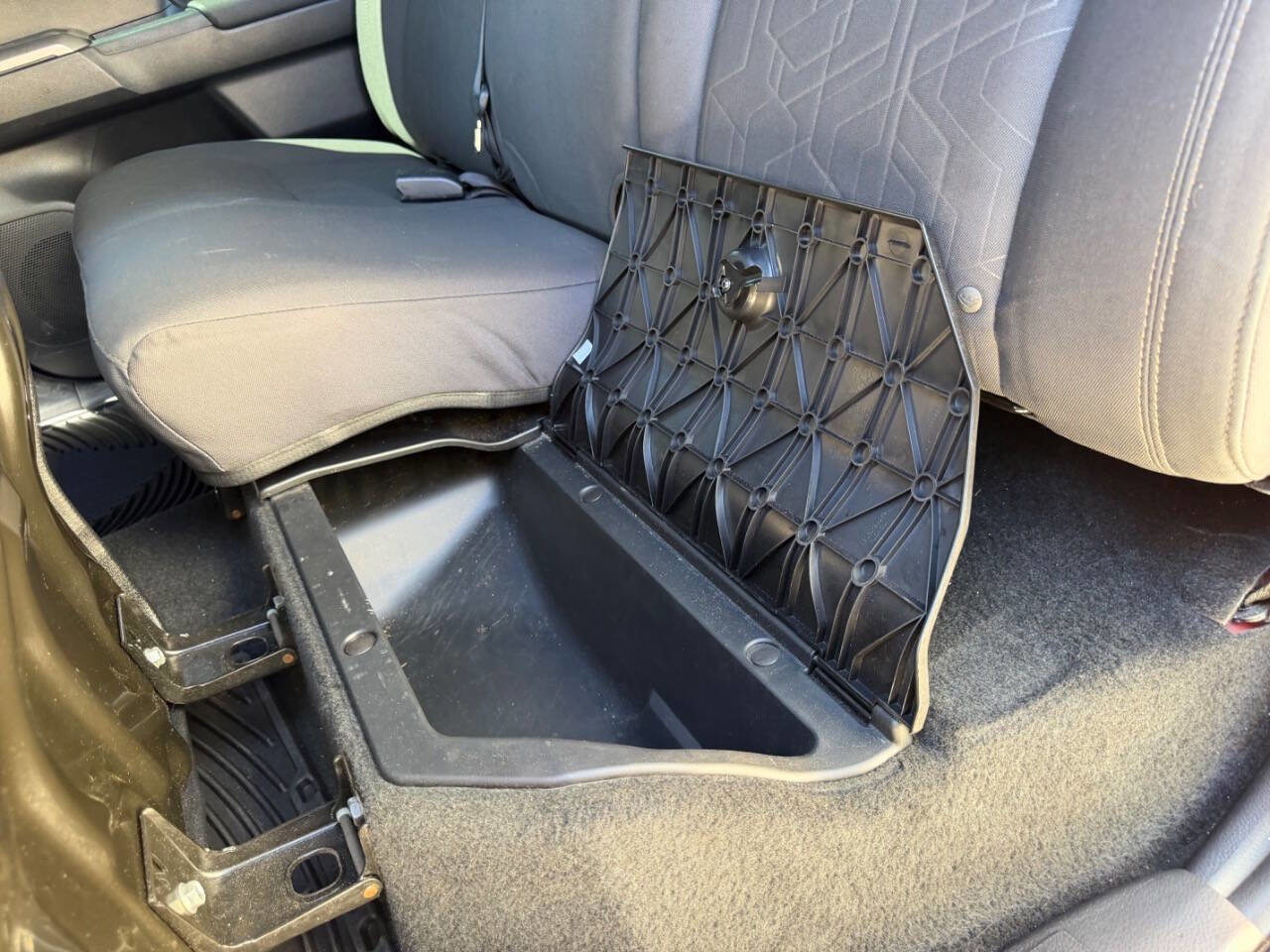 Used 2018 Toyota Tacoma TRD Off-Road image 22