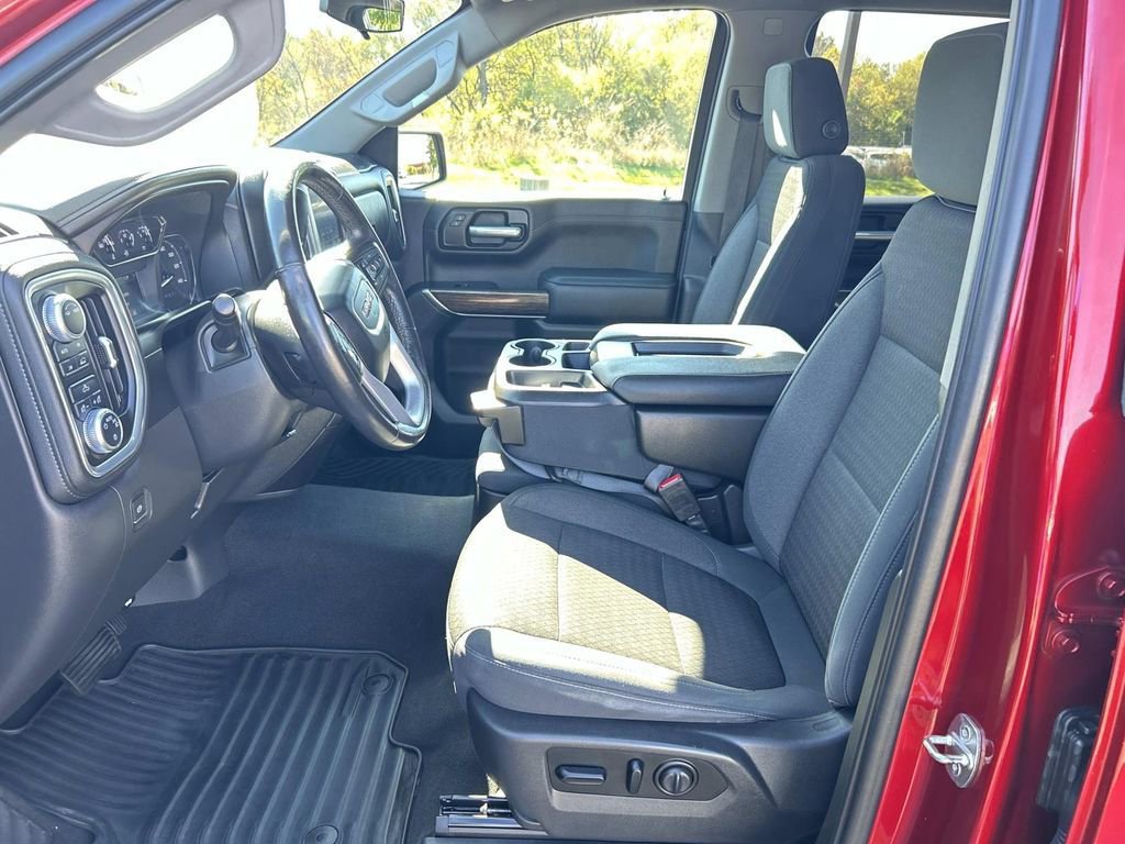 Used 2021 GMC Sierra 1500 SLE image 2