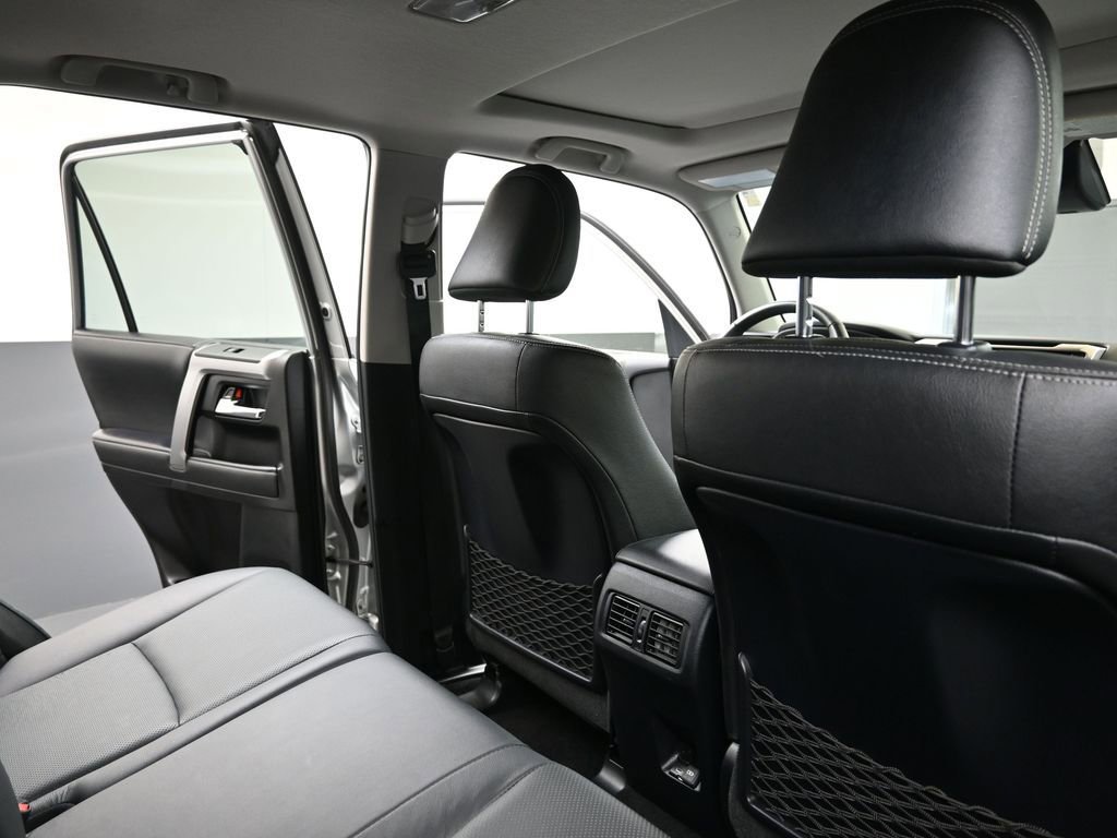 Used 2023 Toyota 4Runner Limited image 15