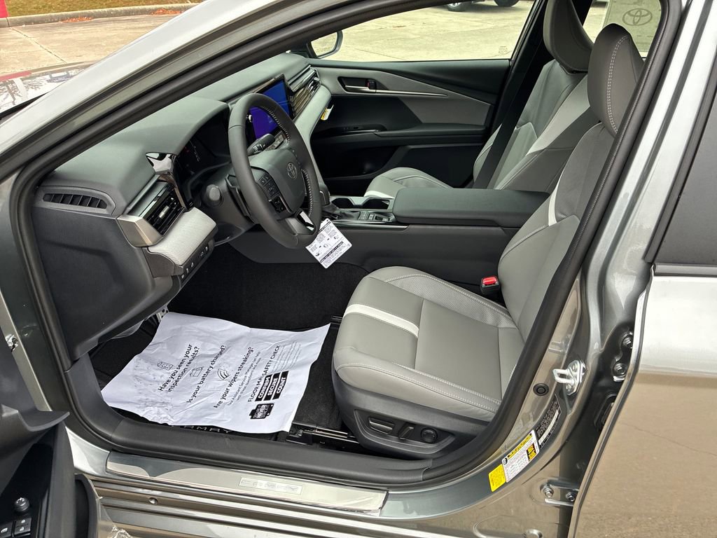 New 2026 Toyota Camry SE image 15