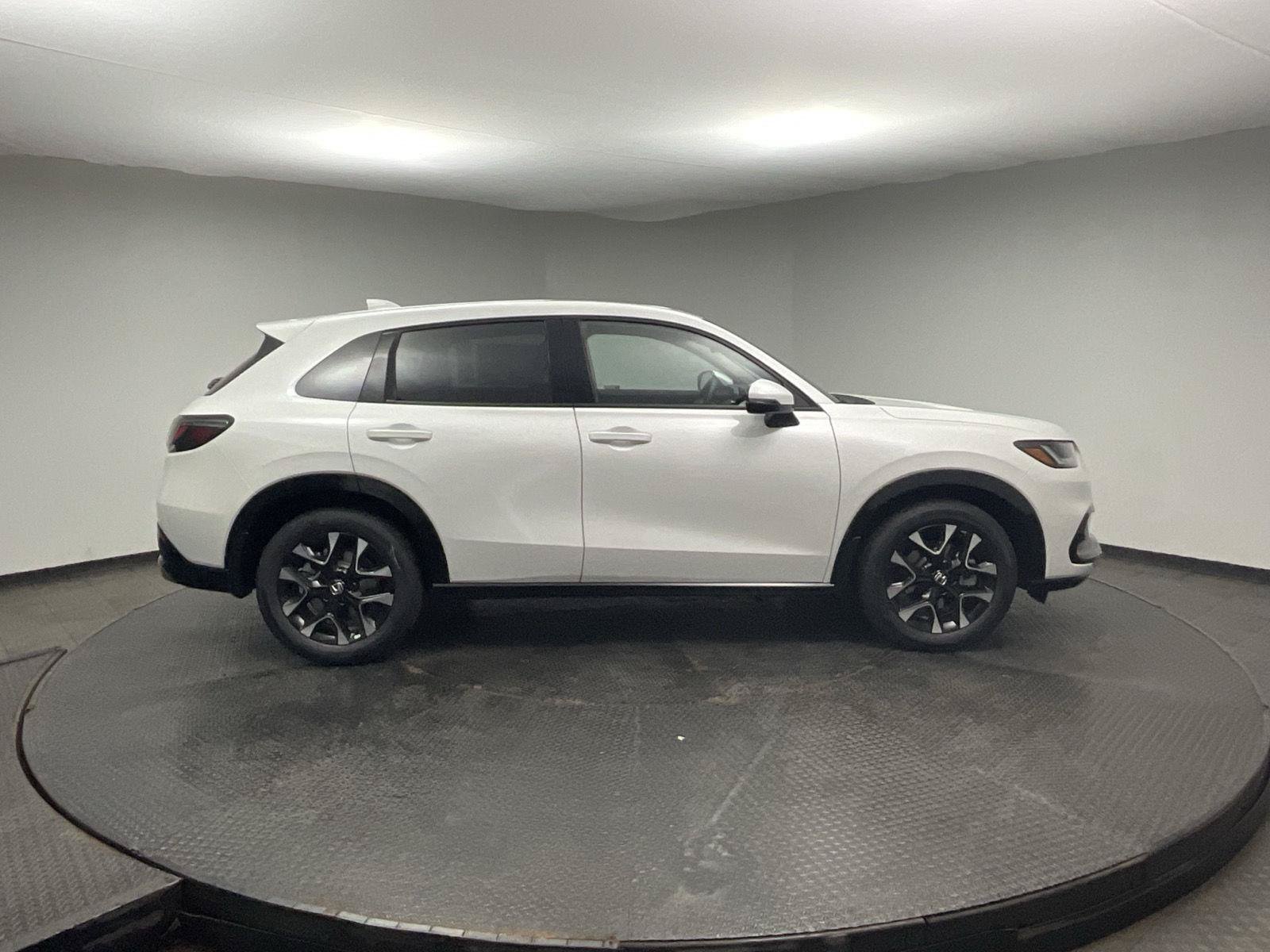 New 2027 Honda HR-V EX-L image 8
