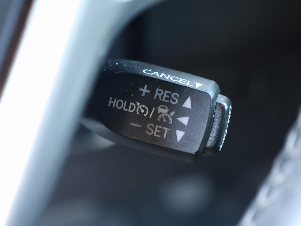 Used 2019 Toyota Highlander XLE image 38