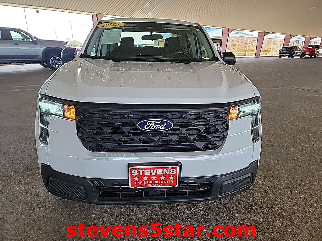 Used 2025 Ford Maverick XL w/ Equipment Group 102A AWD/4WD image 4