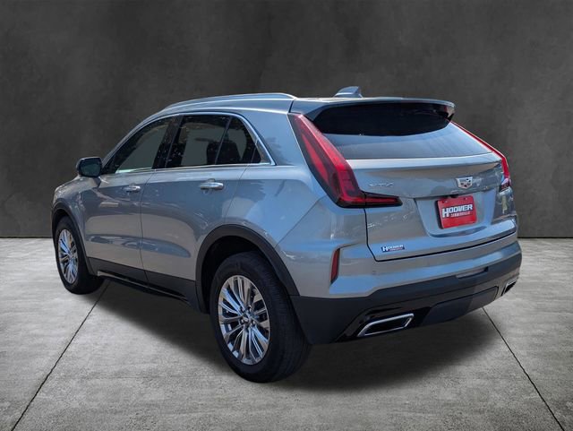 Used 2025 Cadillac XT4 Premium Luxury image 6