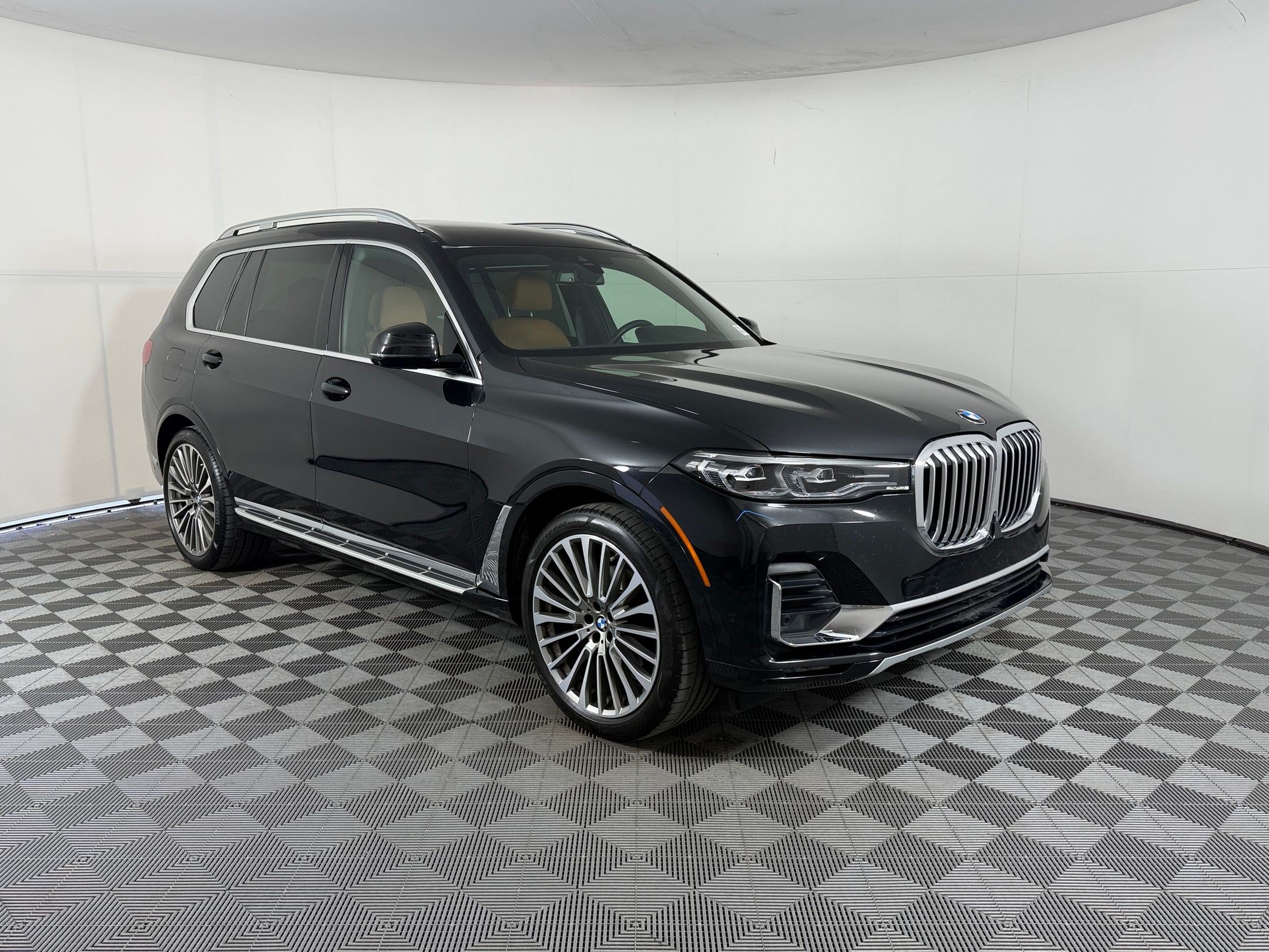 Used 2021 BMW X7 xDrive40i w/ Premium Package AWD/4WD image 7