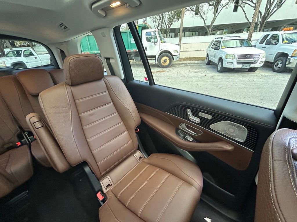 Used 2024 Mercedes-Benz GLS 580 4MATIC w/ Warmth & Comfort Package image 14