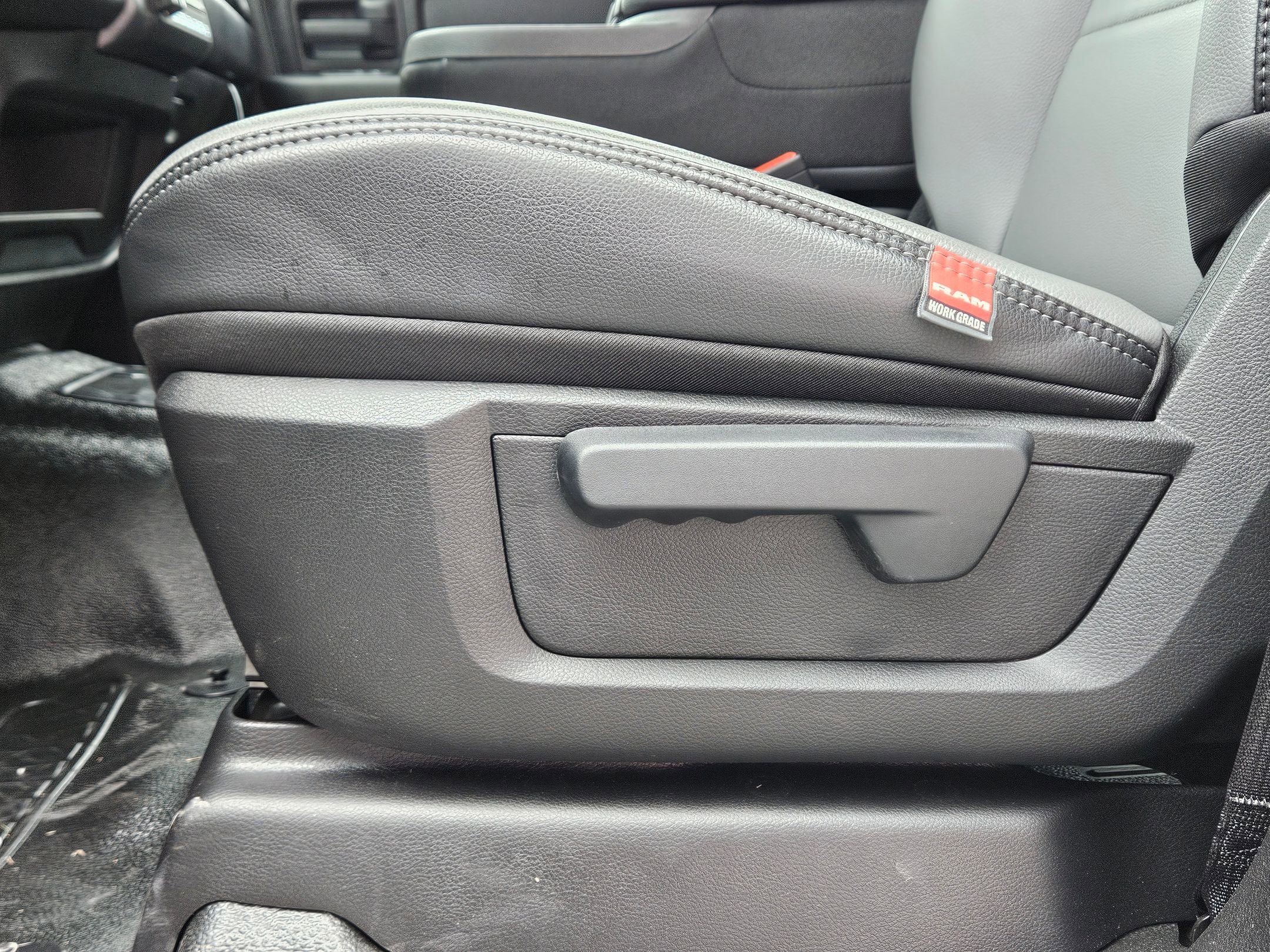 New 2026 RAM 3500 Tradesman w/ Chrome Appearance Group image 20