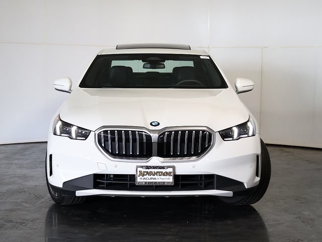 Used 2026 BMW 530i xDrive AWD/4WD image 9