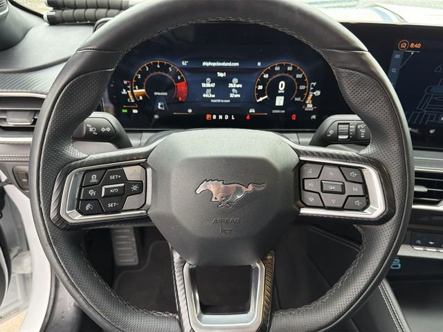 Used 2025 Ford Mustang Premium image 16