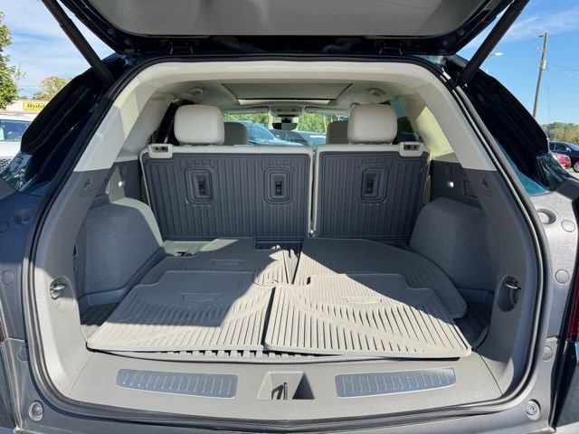 Used 2024 Cadillac XT5 Premium Luxury w/ Technology Package image 38