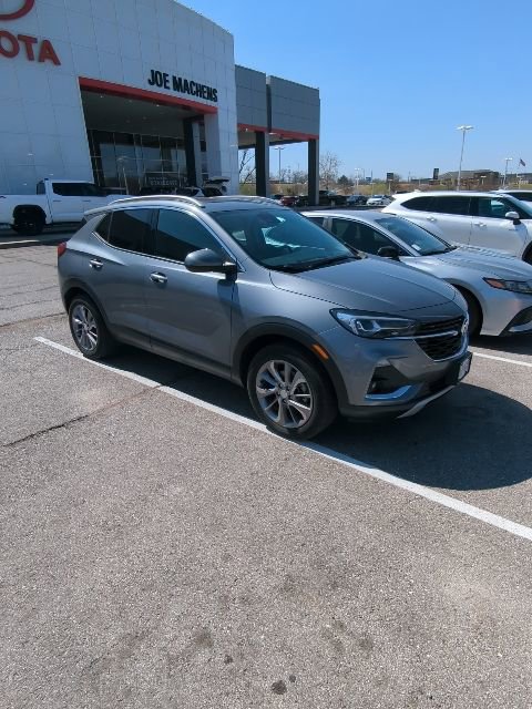 Used 2021 Buick Encore GX Essence w/ Experience Buick Package image 7