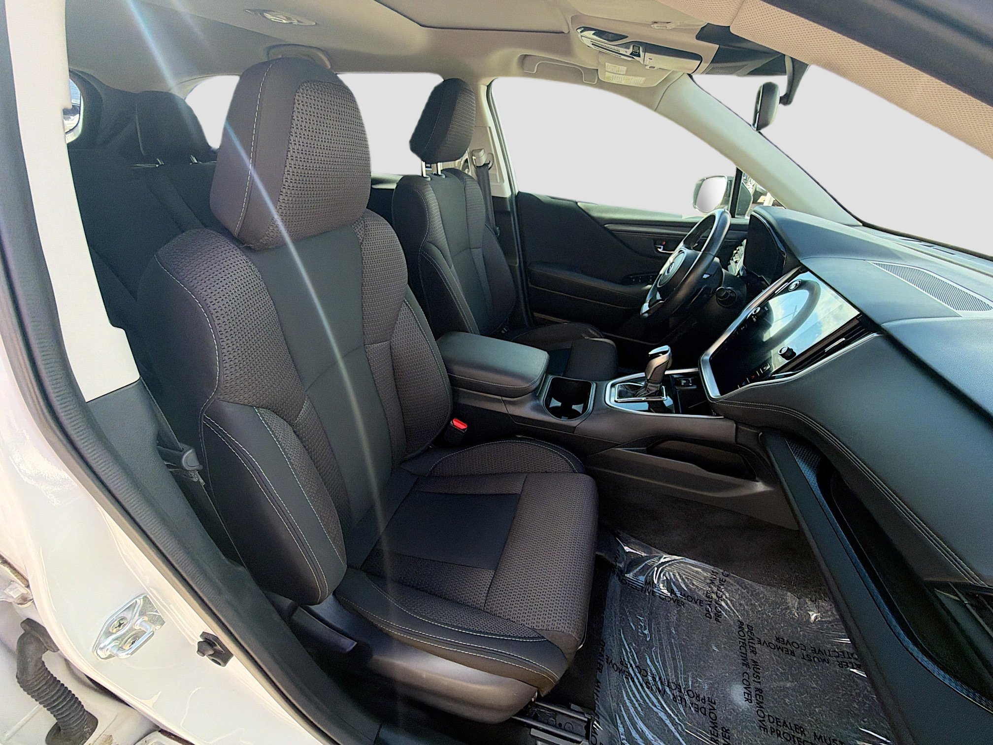 Used 2025 Subaru Outback Premium AWD/4WD image 34