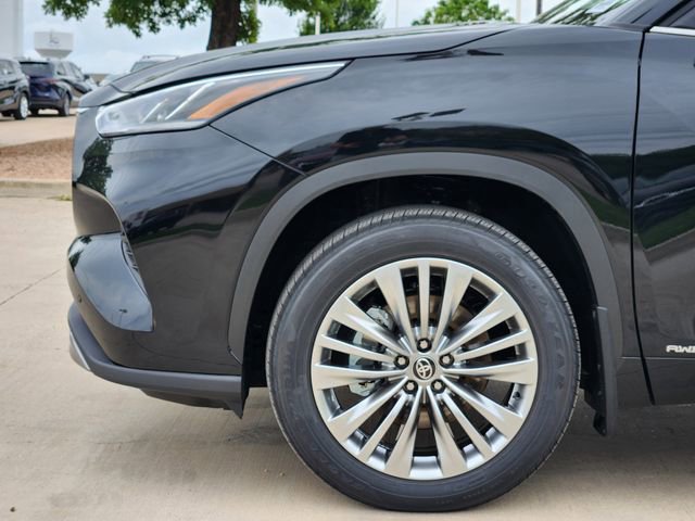 New 2026 Toyota Highlander Platinum AWD/4WD image 6