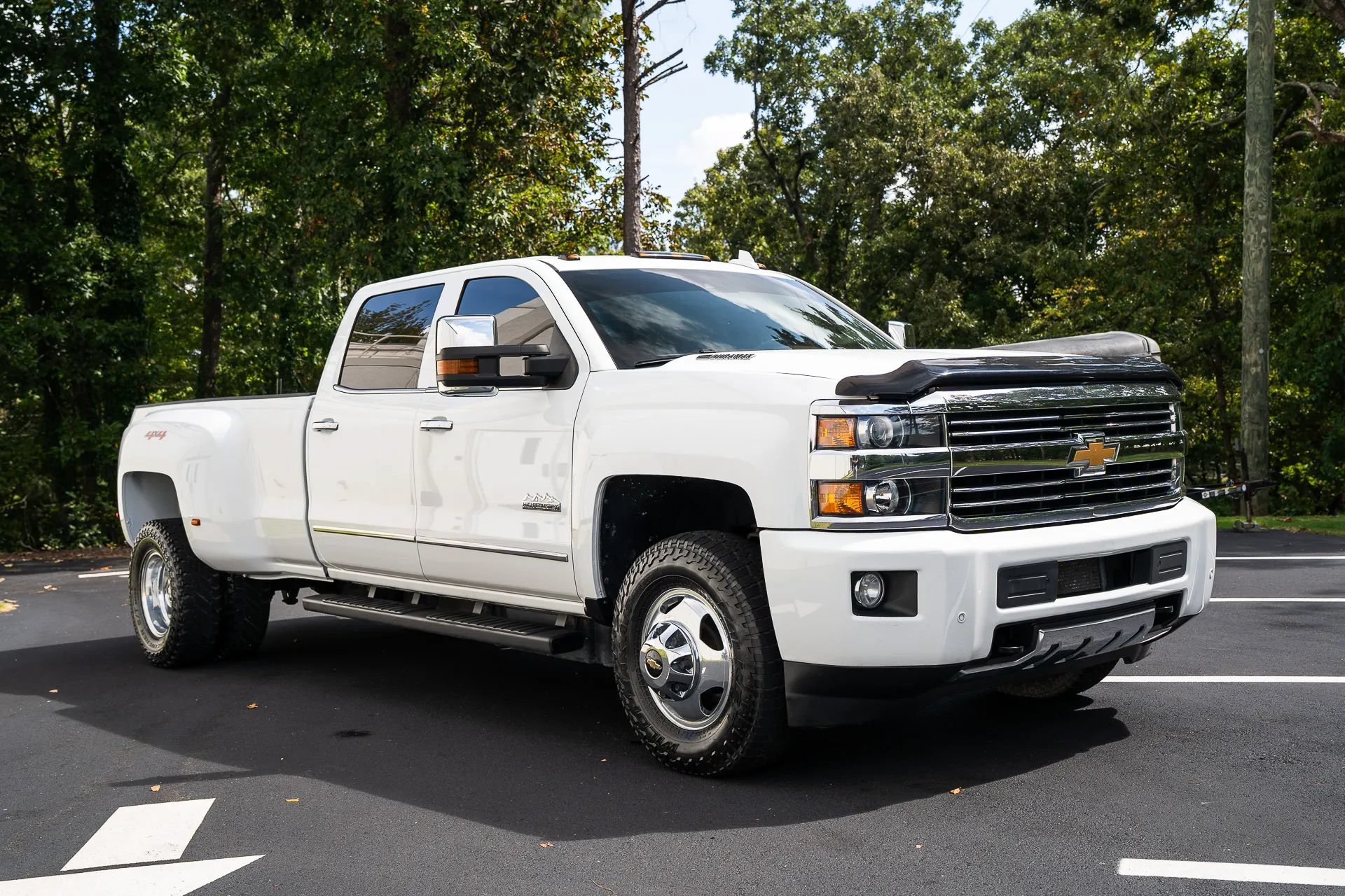Used 2016 Chevrolet Silverado 3500 High Country w/ Duramax Plus Package AWD/4WD image 12