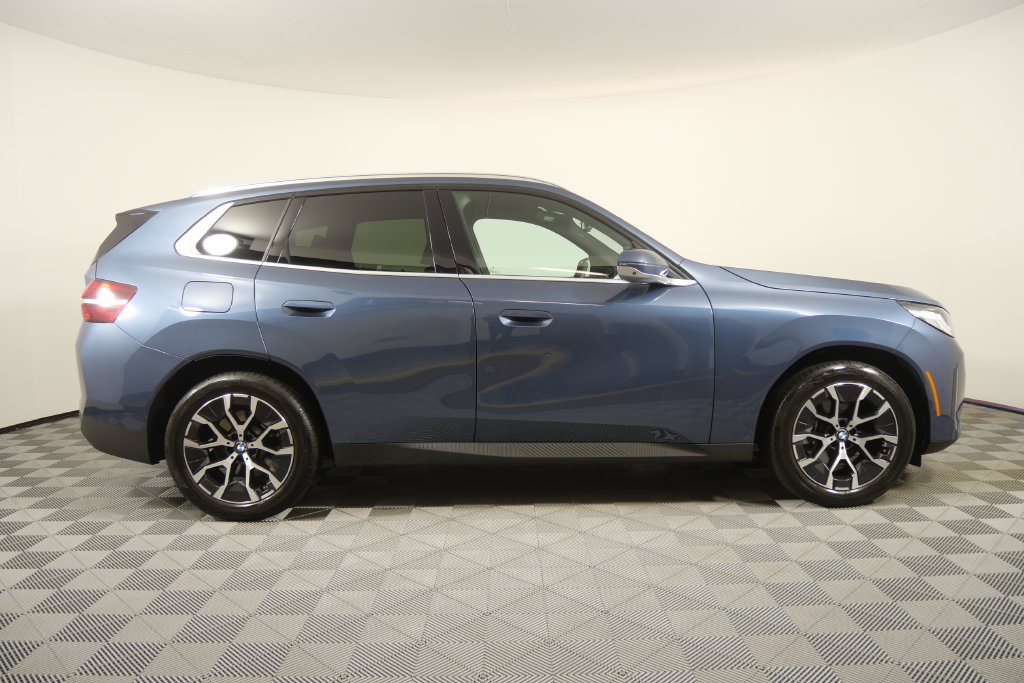 Certified 2026 BMW X3 xDrive30i AWD/4WD image 3
