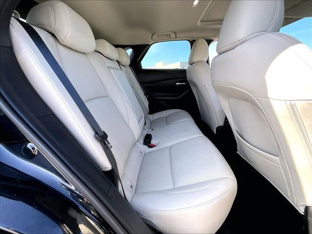 Used 2023 MAZDA CX-30 AWD 2.5 S w/ Premium Package image 16