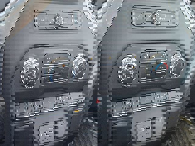 New 2026 GMC Sierra 1500 Pro image 14