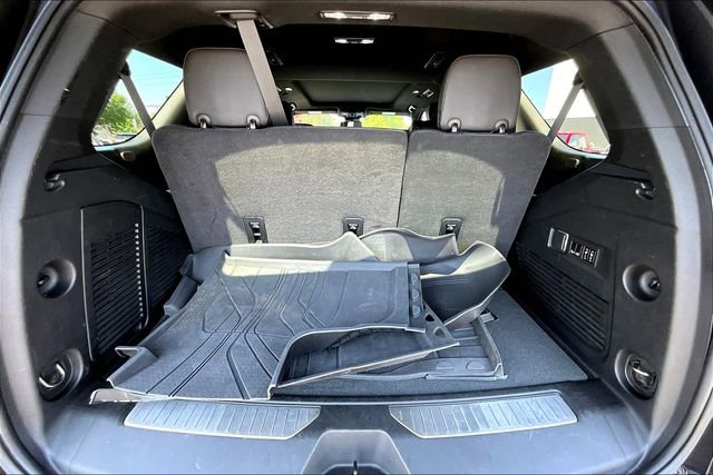 Used 2023 Chevrolet Tahoe Z71 w/ Luxury Package image 22